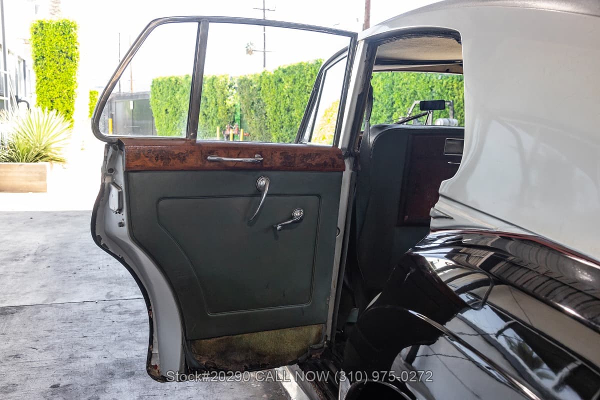 1958 Bentley S1 Right-Hand-Drive thumbnail 12