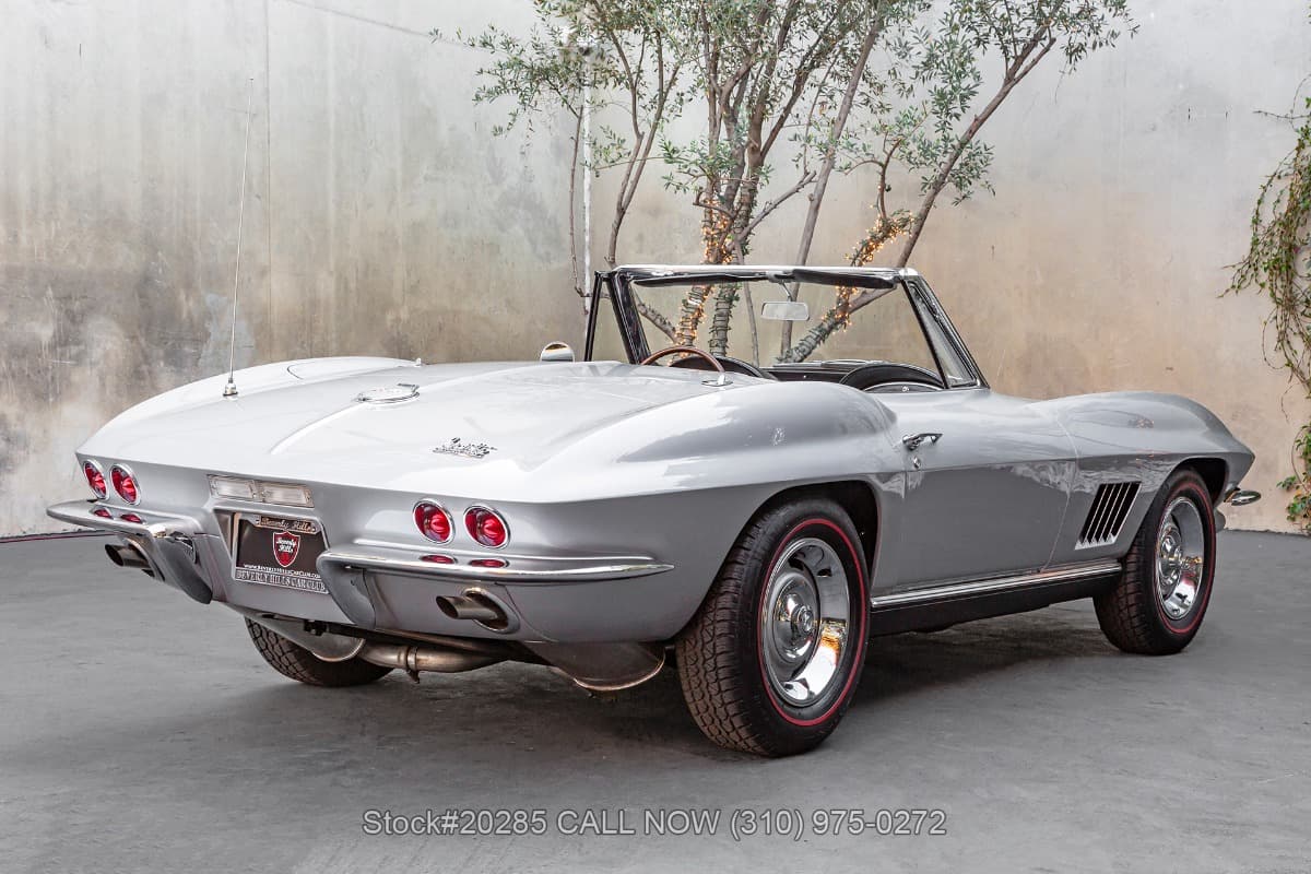 1967 Chevrolet Corvette Convertible Two-Top 4-Speed thumbnail 4