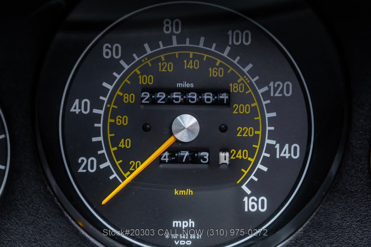 1983 Mercedes 380SL thumbnail 17