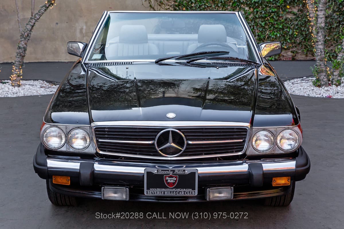 1987 Mercedes 560SL with 2 tops — photo 2