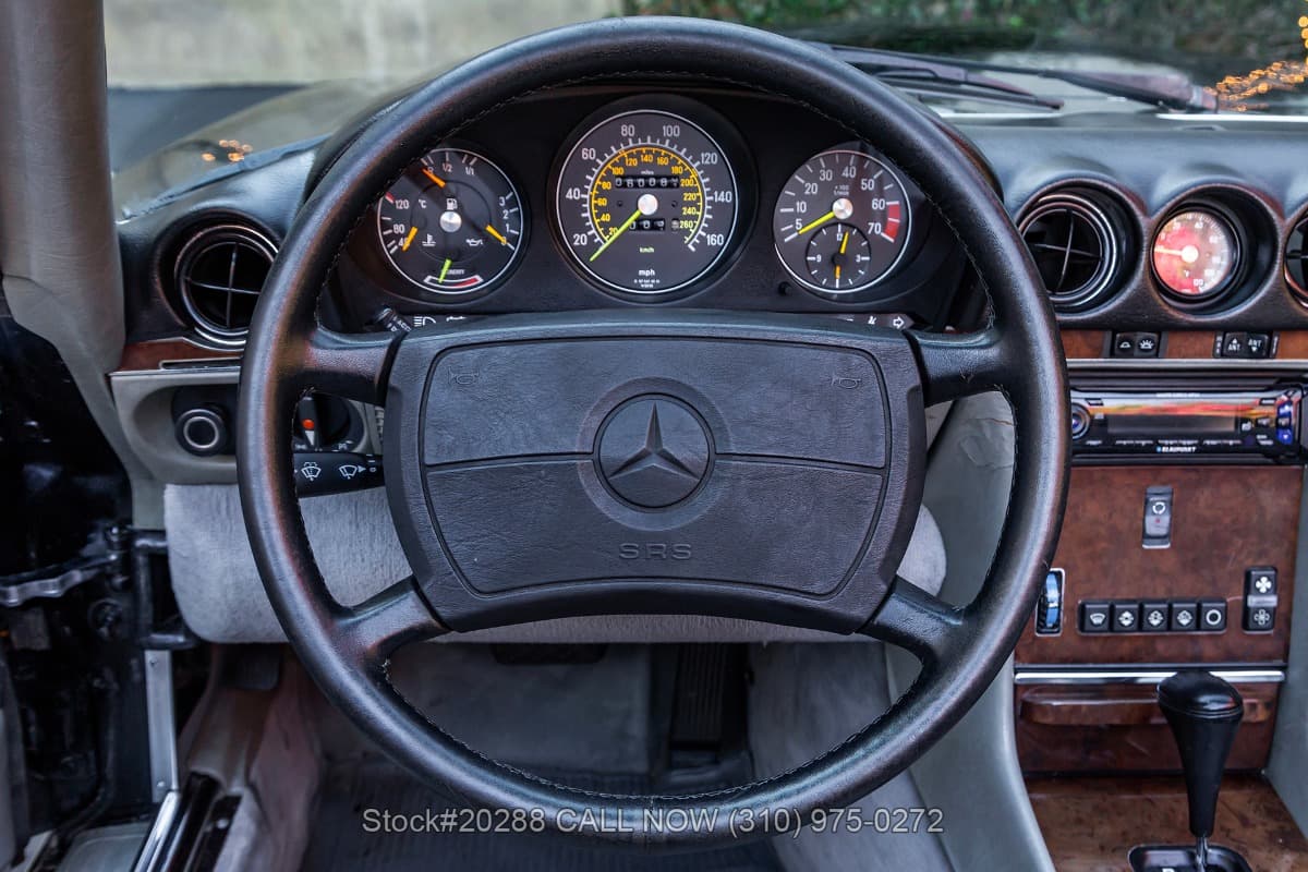 1987 Mercedes 560SL with 2 tops thumbnail 17