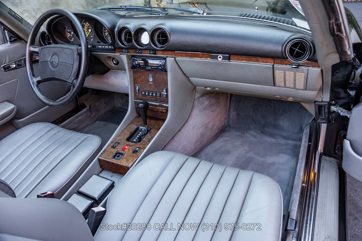1987 Mercedes 560SL with 2 tops thumbnail 19