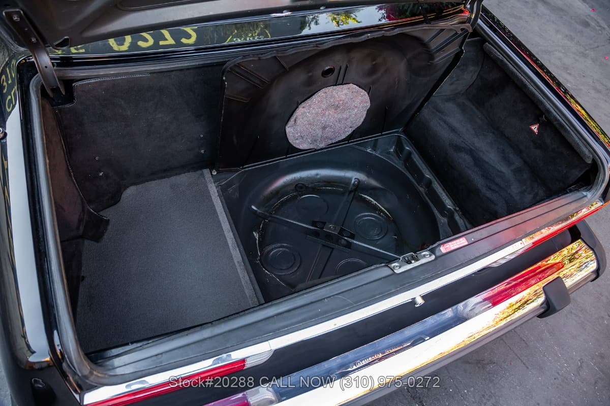1987 Mercedes 560SL with 2 tops thumbnail 22