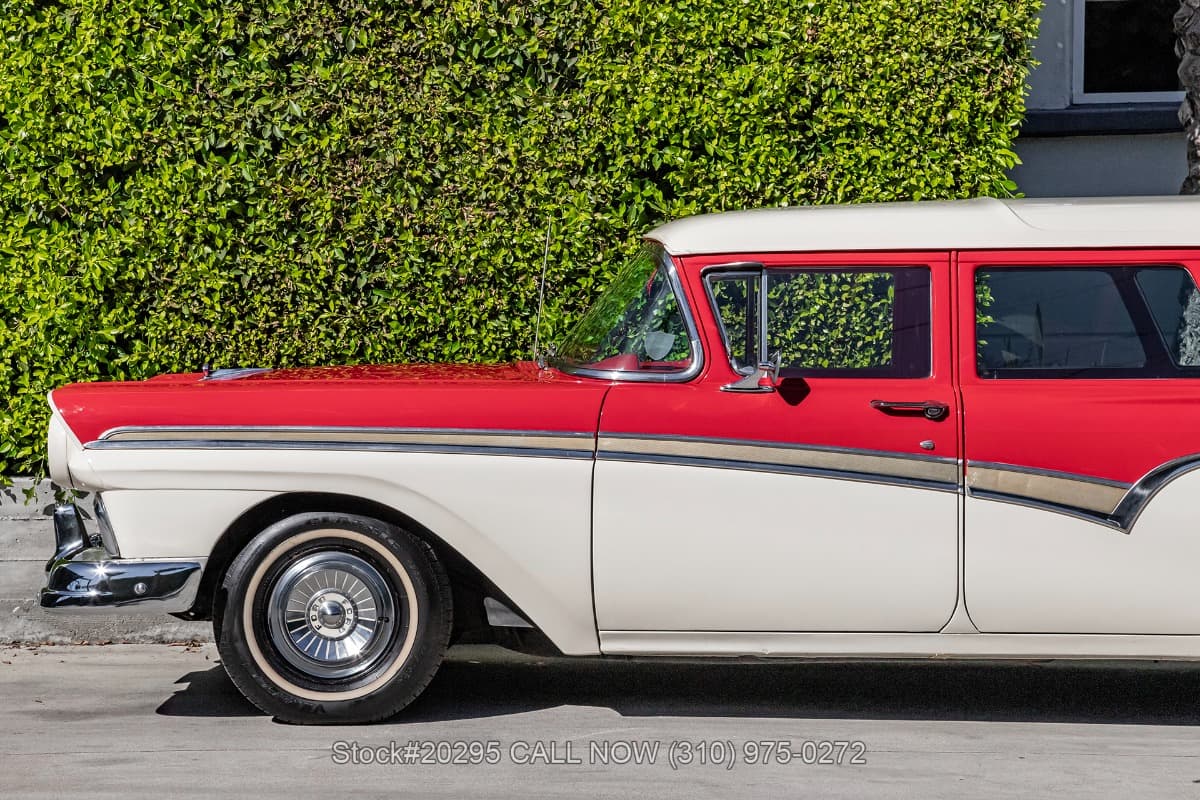 1957 Ford Country Sedan 4-Door Station Wagon thumbnail 10