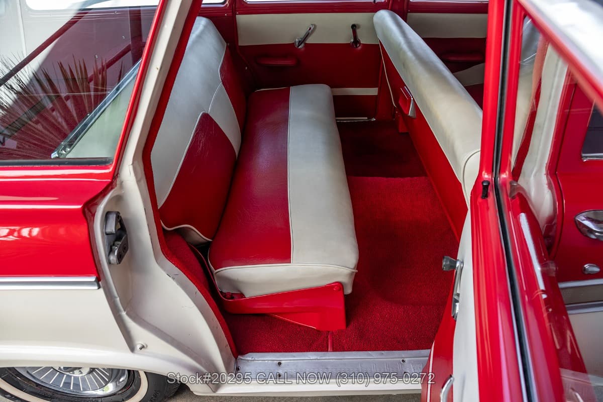 1957 Ford Country Sedan 4-Door Station Wagon thumbnail 16