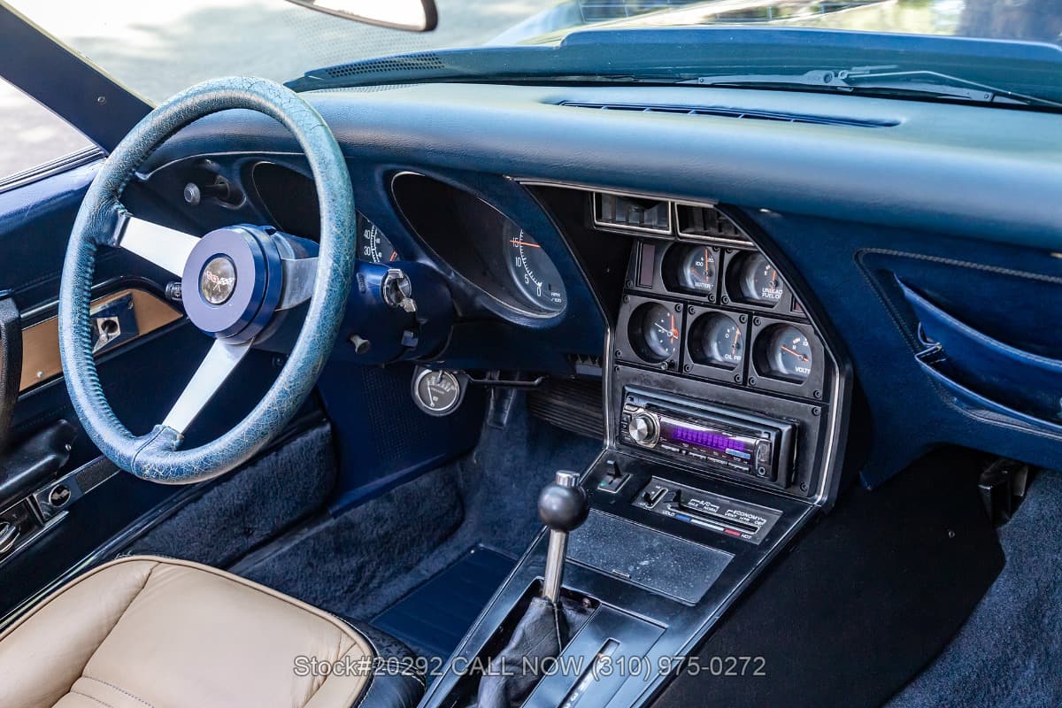 1977 Chevrolet Corvette T-Top L48 thumbnail 25