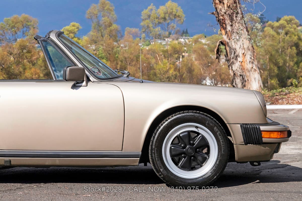 1984 Porsche Carrera 3.2 Targa thumbnail 10