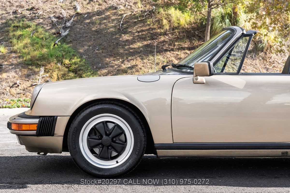 1984 Porsche Carrera 3.2 Targa thumbnail 12