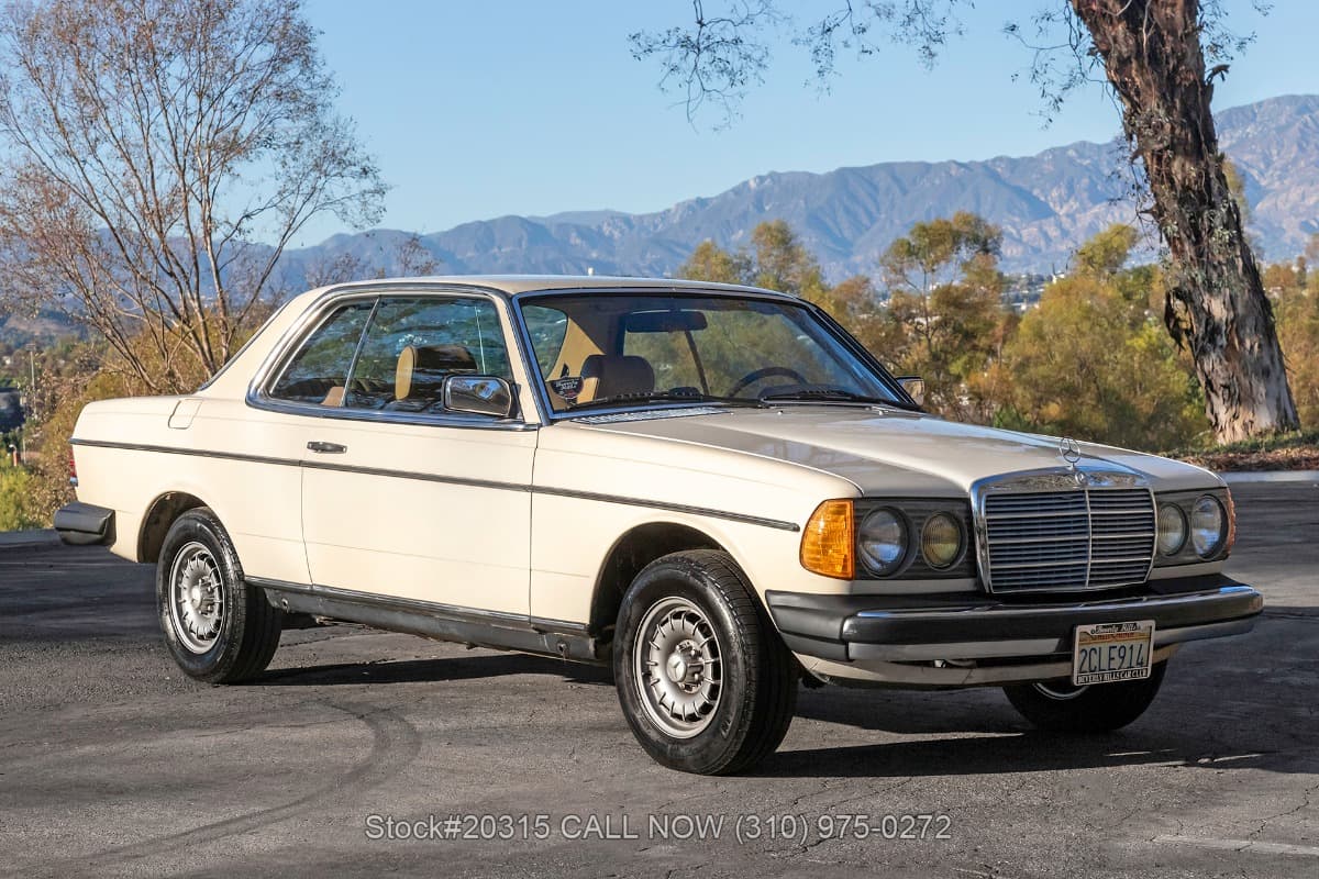 1981 Mercedes 300CD — photo 1