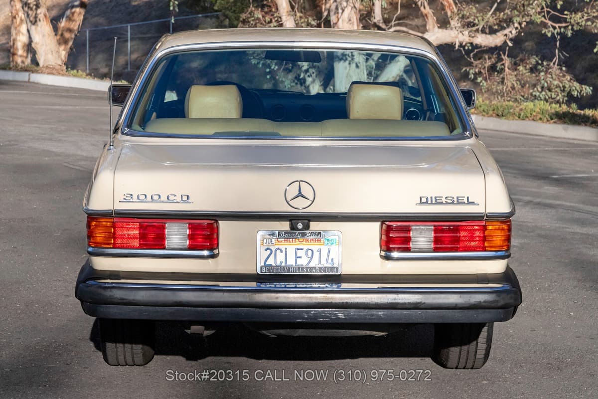 1981 Mercedes 300CD thumbnail 6