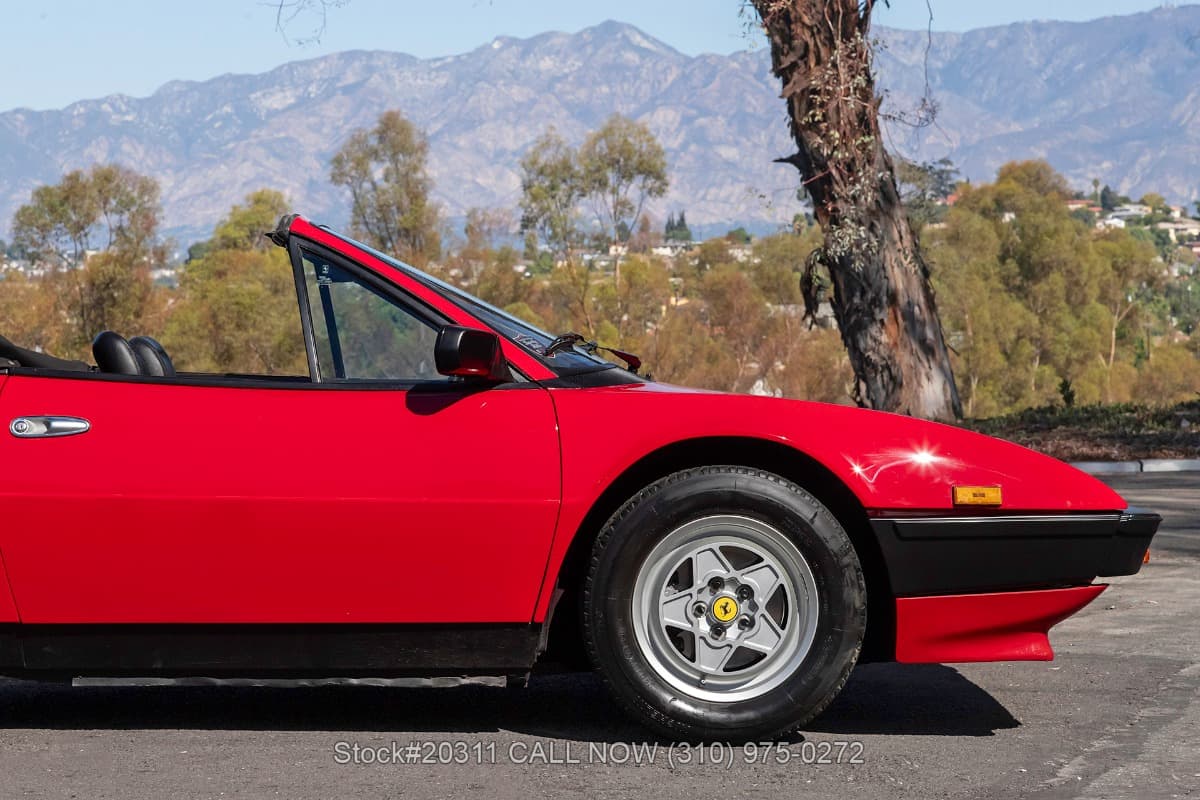 1983 Ferrari Mondial Cabriolet thumbnail 11