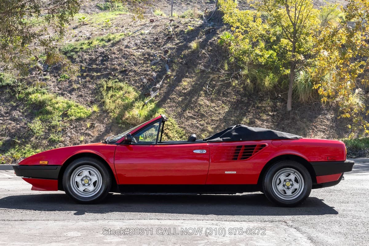 1983 Ferrari Mondial Cabriolet thumbnail 12