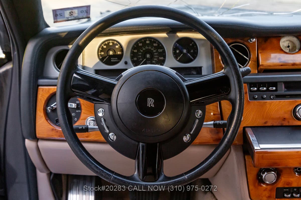 2004 Rolls-Royce Phantom thumbnail 16