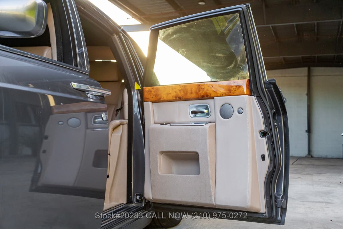 2004 Rolls-Royce Phantom thumbnail 17