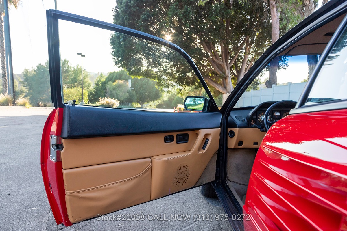 1989 Ferrari Mondial T Coupe thumbnail 13