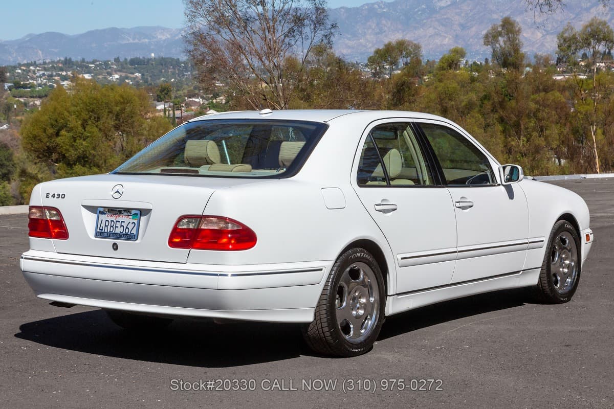 2001 Mercedes E430 thumbnail 4