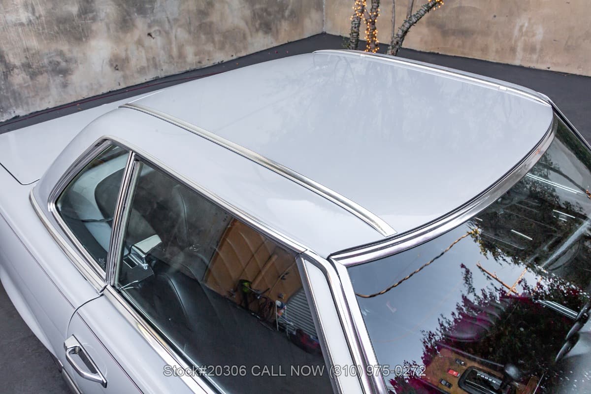 1985 Mercedes 280SL Euro-Spec Roadster thumbnail 9