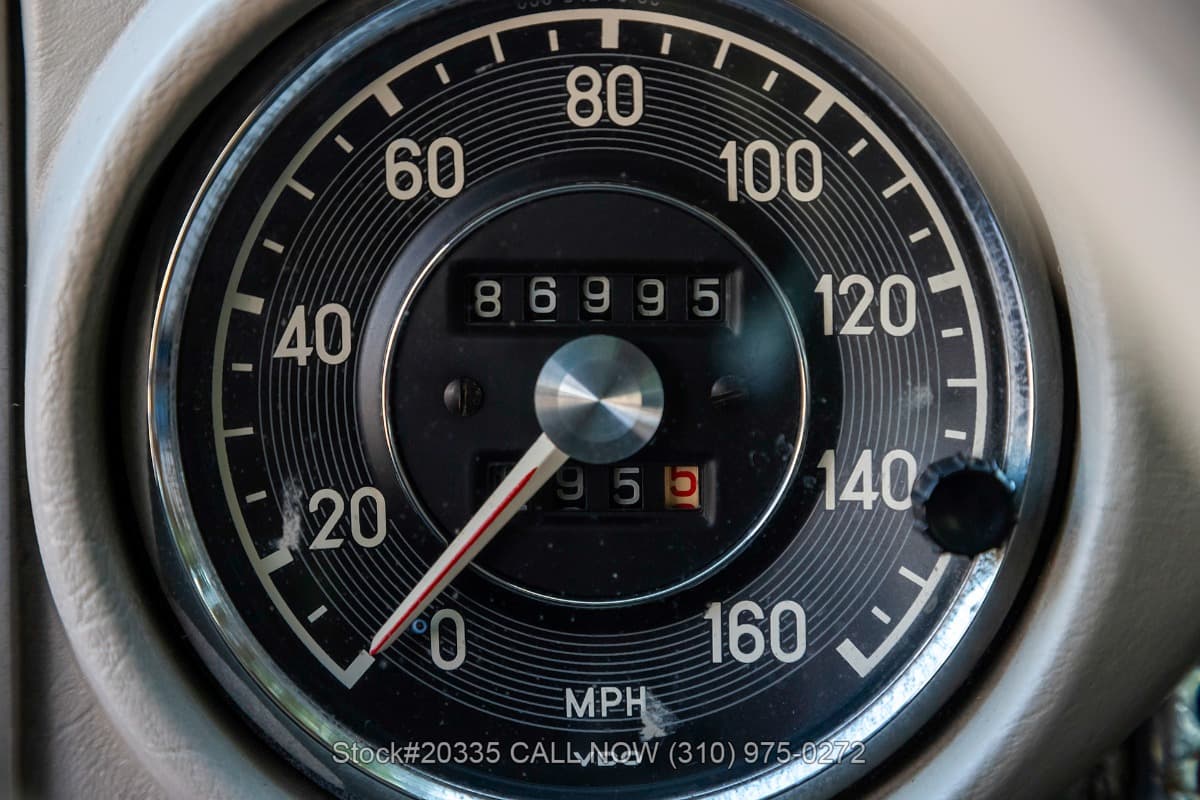 1968 Mercedes 280SE Coupe thumbnail 17