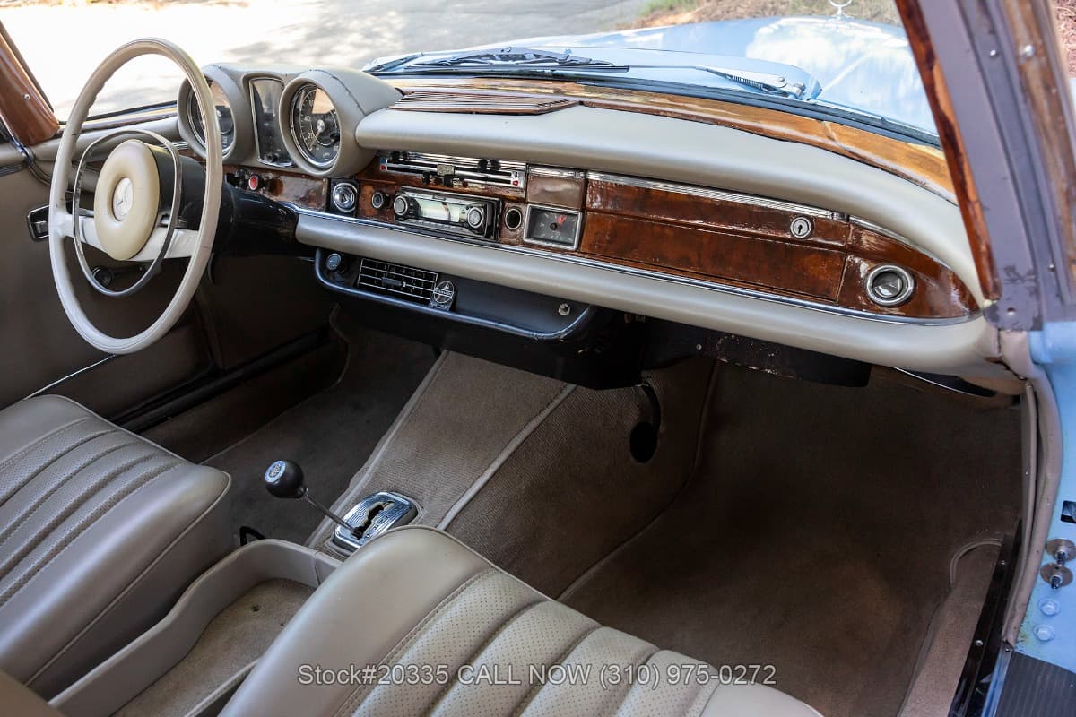1968 Mercedes 280SE Coupe thumbnail 19