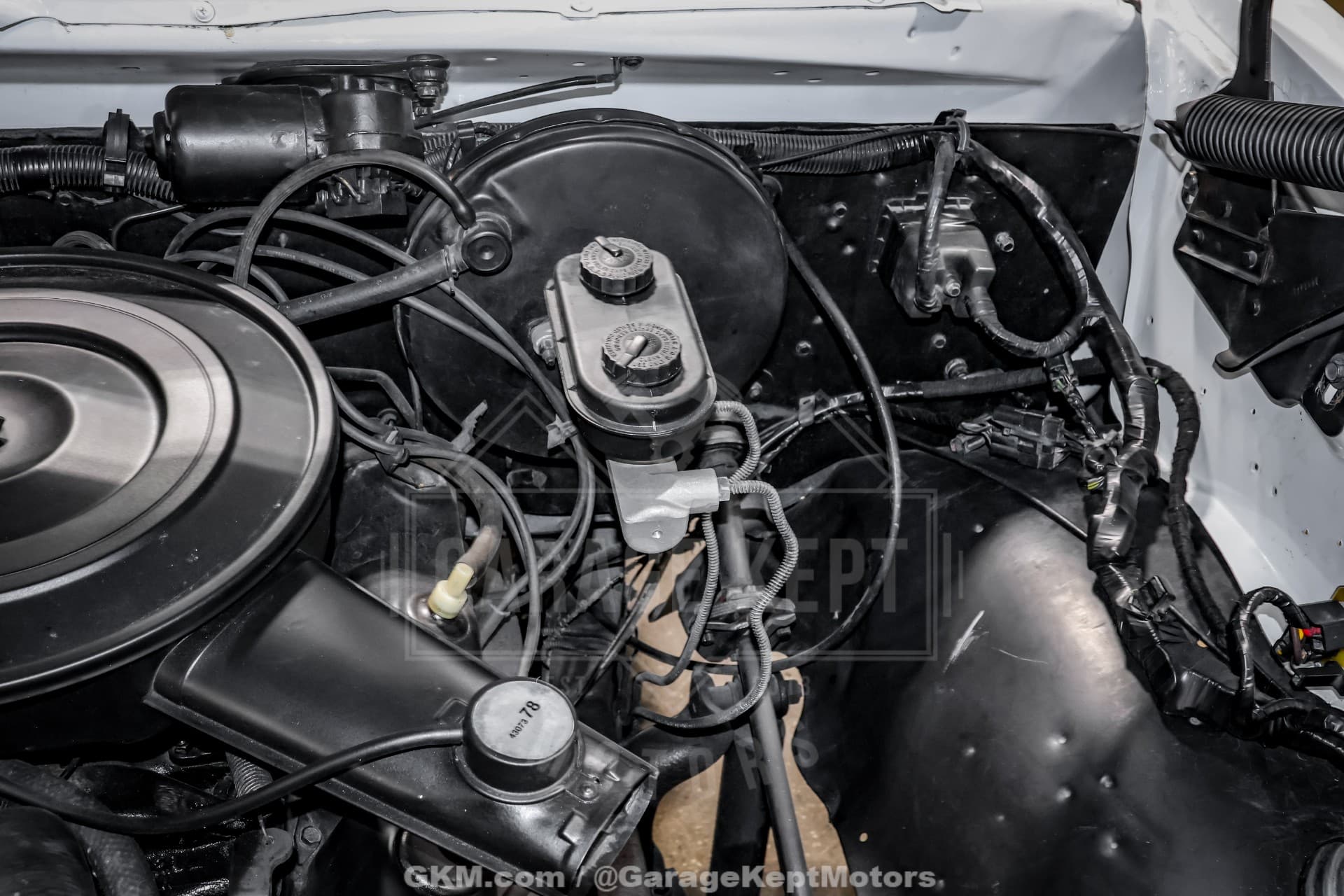 1987 Dodge W-100 Pickup thumbnail 21