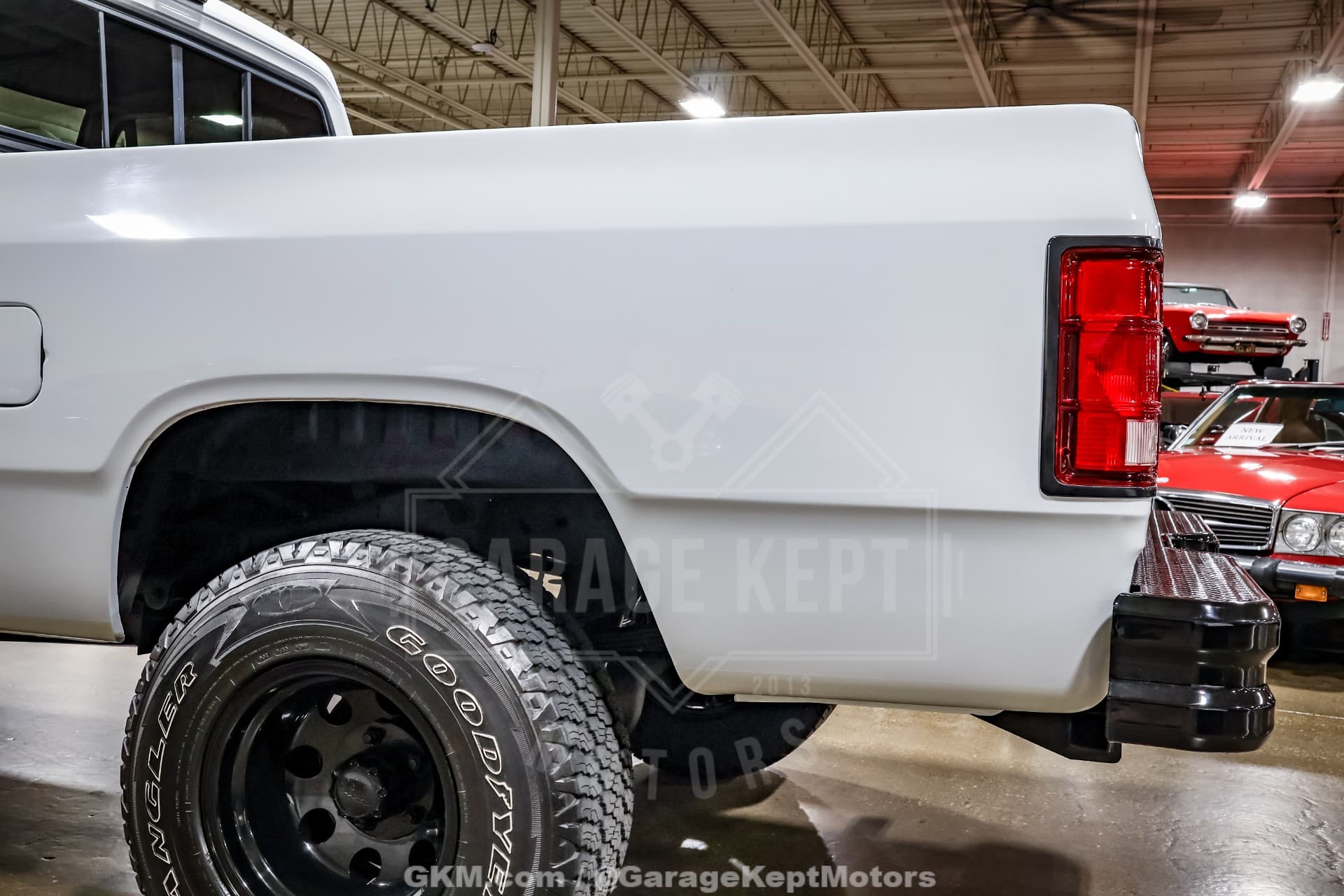 1987 Dodge W-100 Pickup thumbnail 7