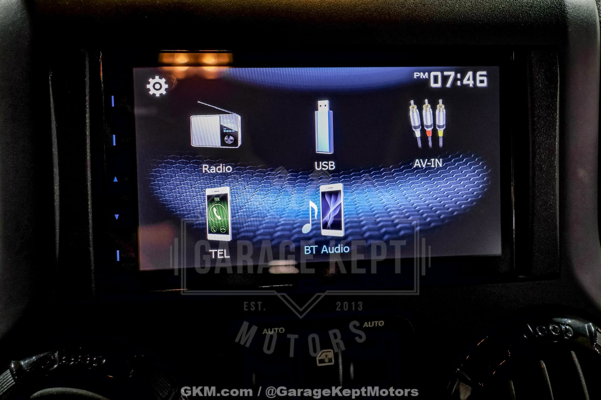 2015 Jeep Wrangler Unlimited Altitude thumbnail 21