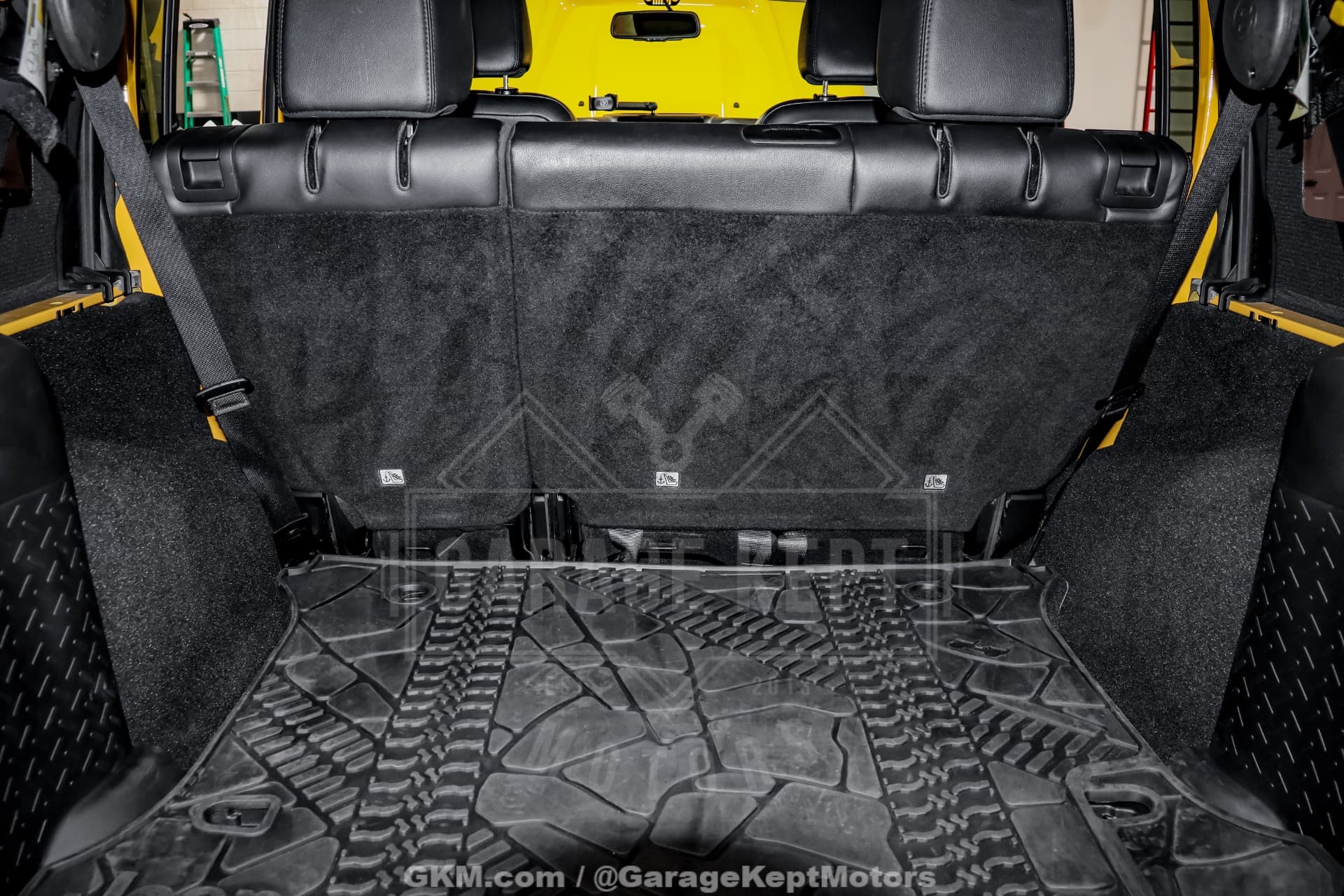 2015 Jeep Wrangler Unlimited Altitude thumbnail 14