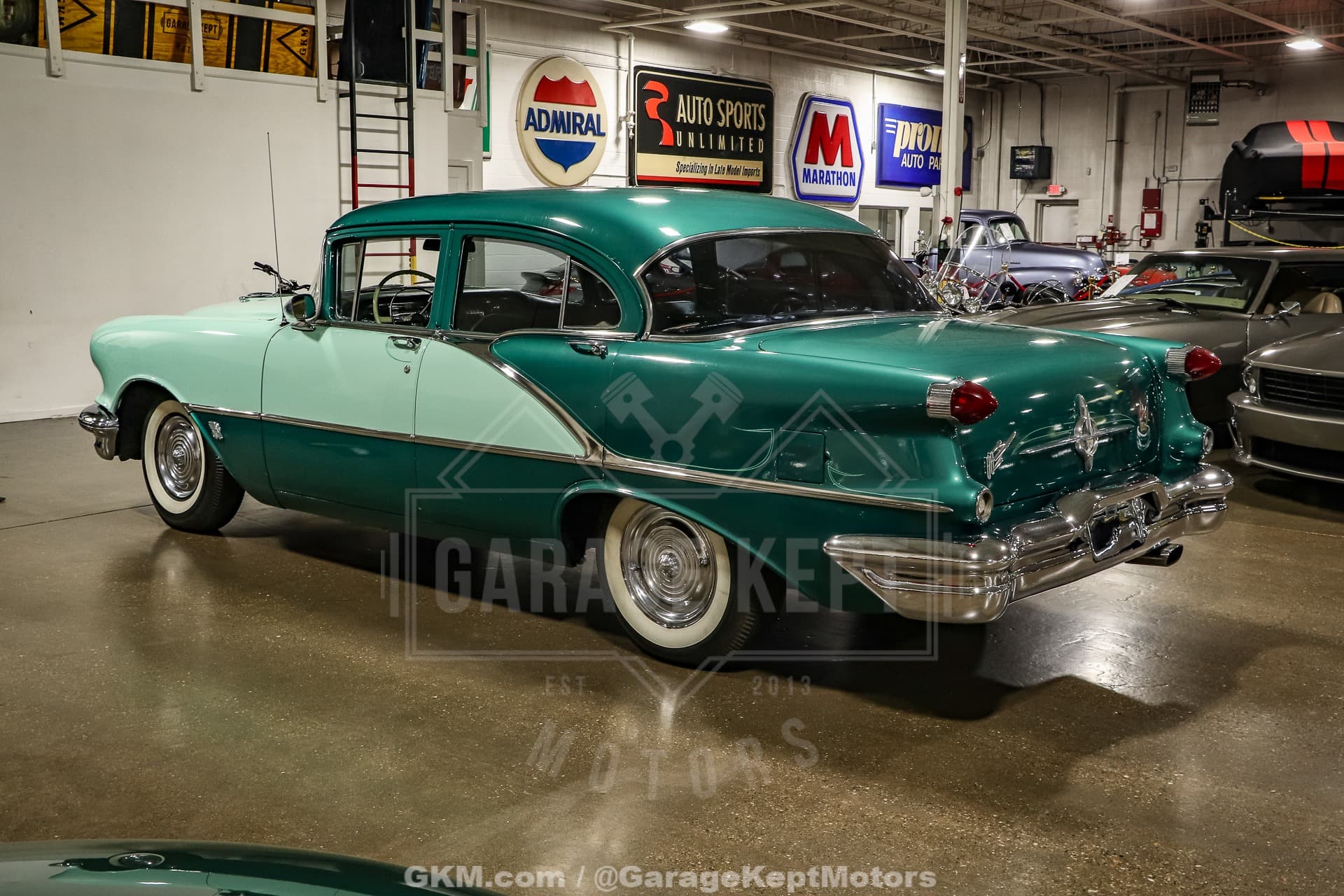 1956 Oldsmobile Super 88 Holiday Sedan thumbnail 3