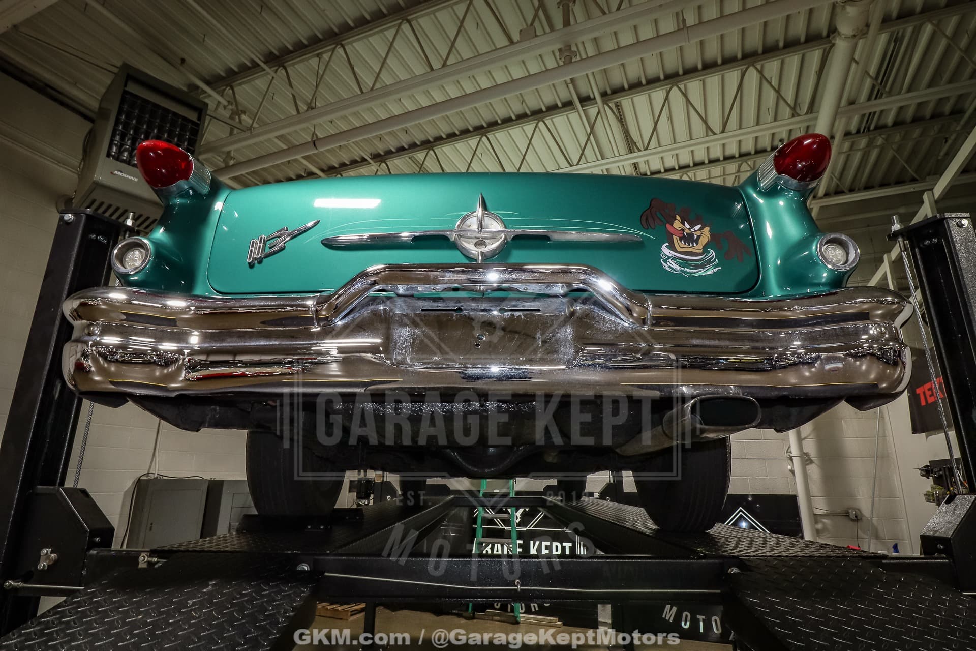 1956 Oldsmobile Super 88 Holiday Sedan thumbnail 26
