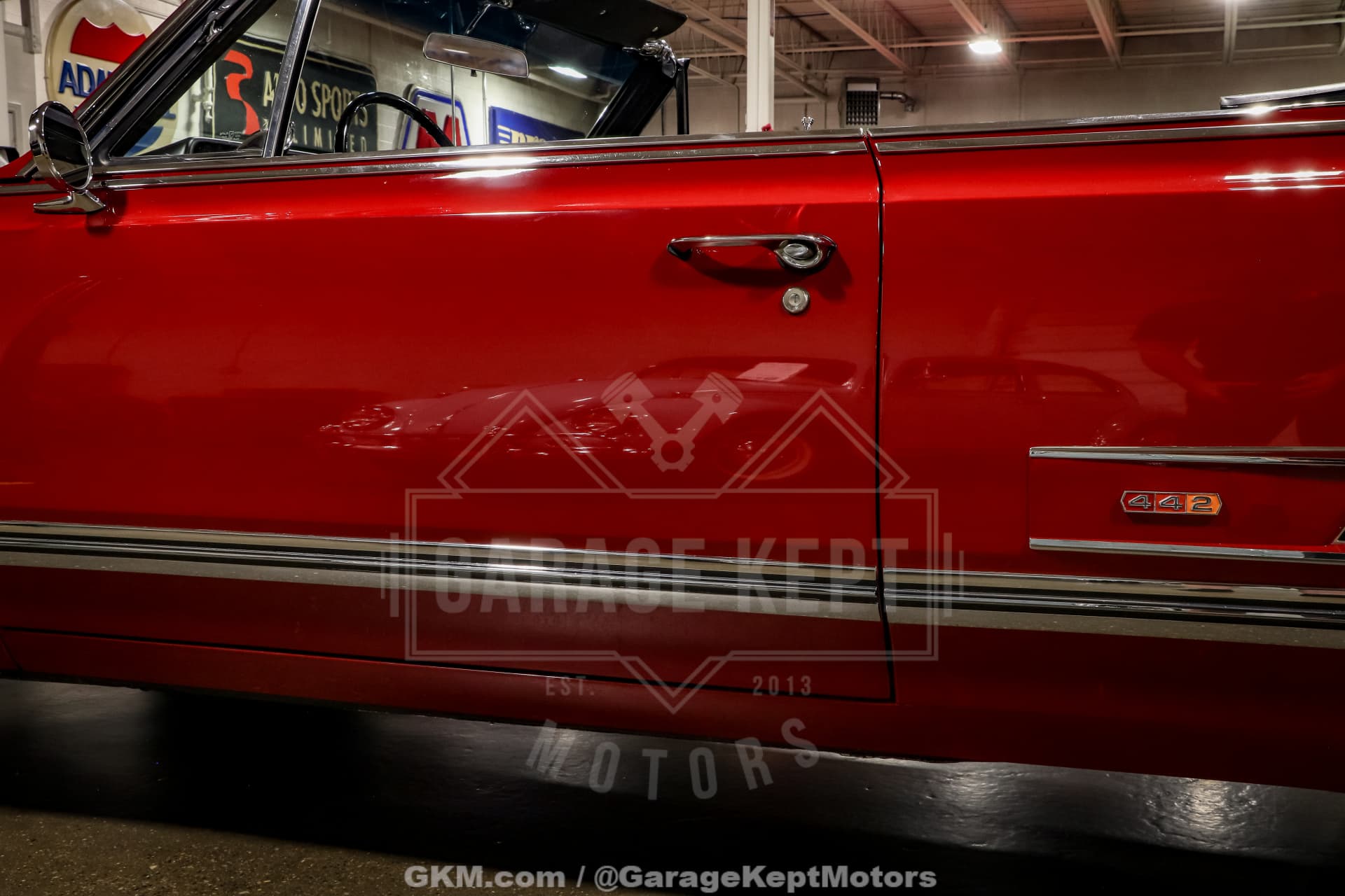 1965 Oldsmobile Cutlass 442 Convertible thumbnail 8