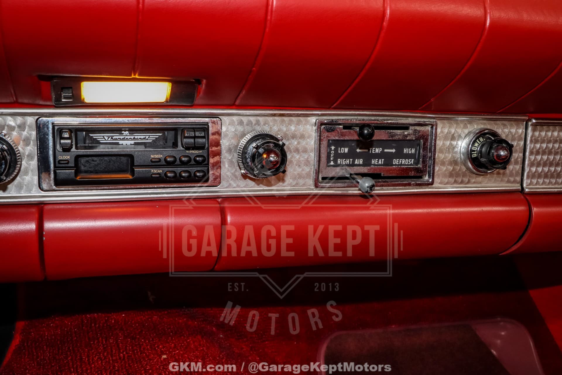 1957 Ford Thunderbird thumbnail 22