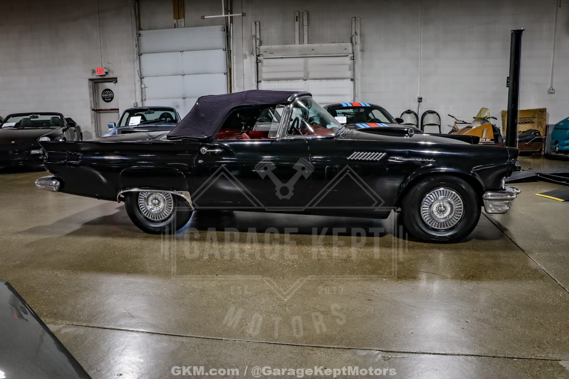 1957 Ford Thunderbird thumbnail 12