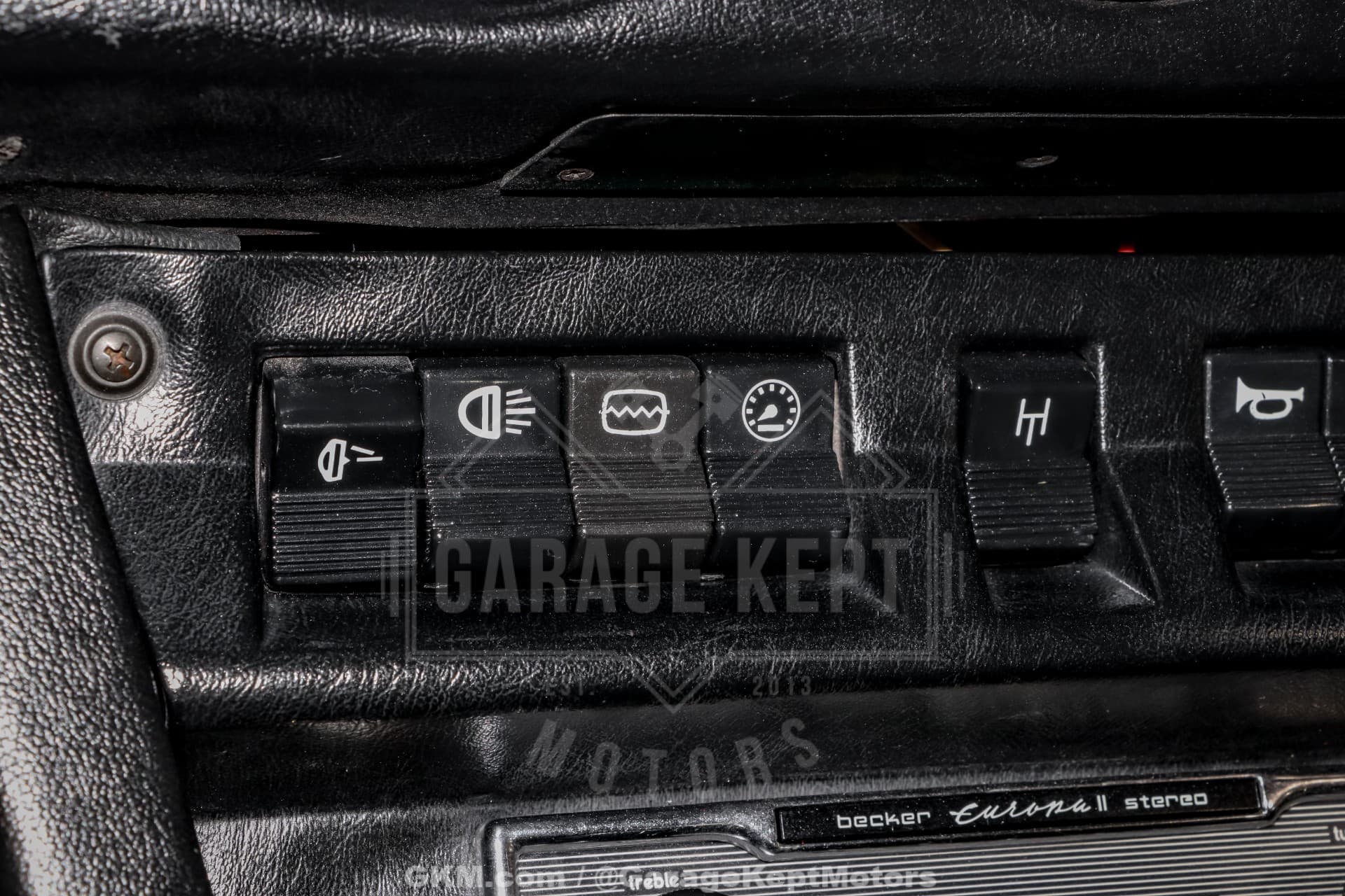 1971 Jensen Interceptor MkII thumbnail 20