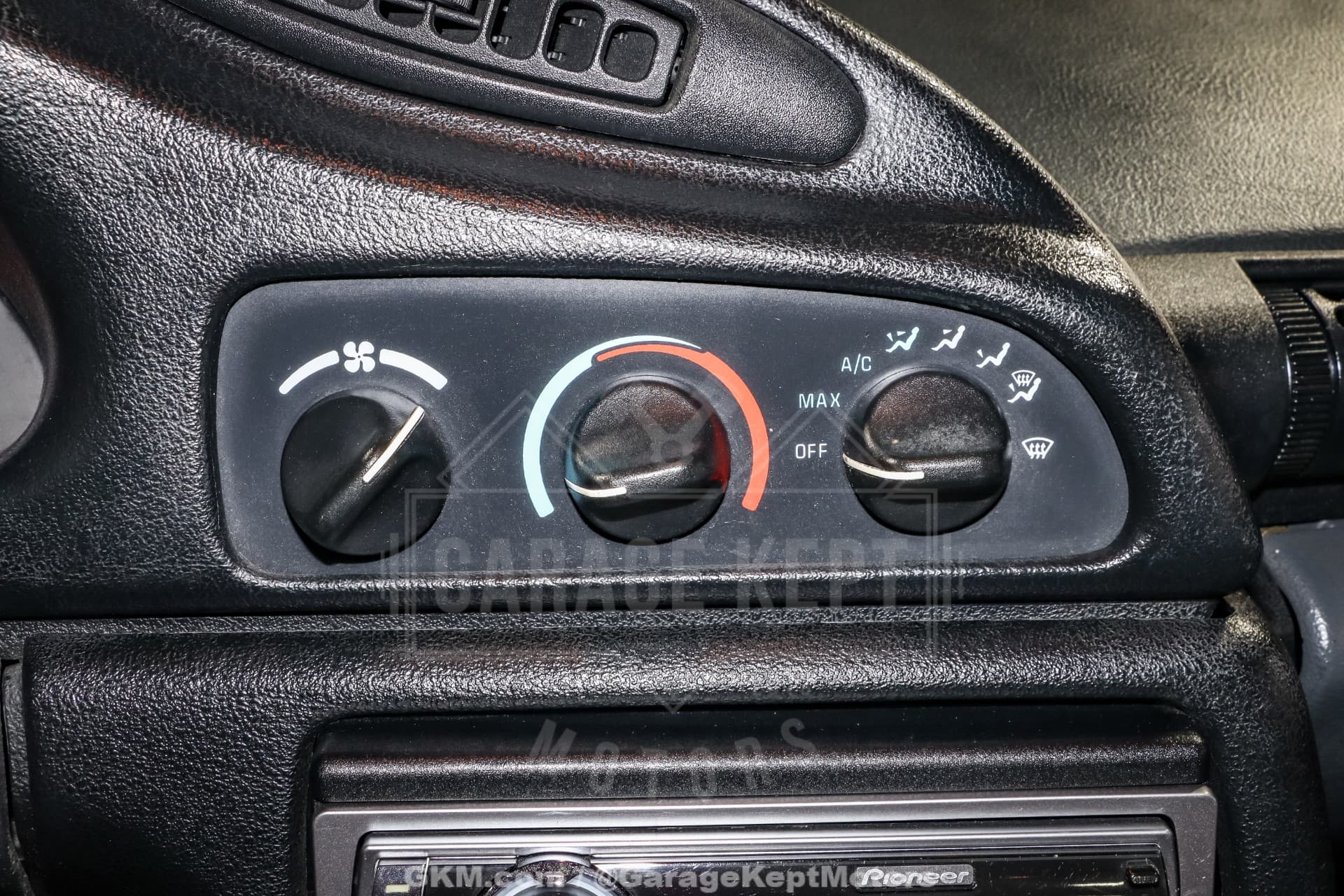 1994 Chevrolet Camaro Z28 thumbnail 18
