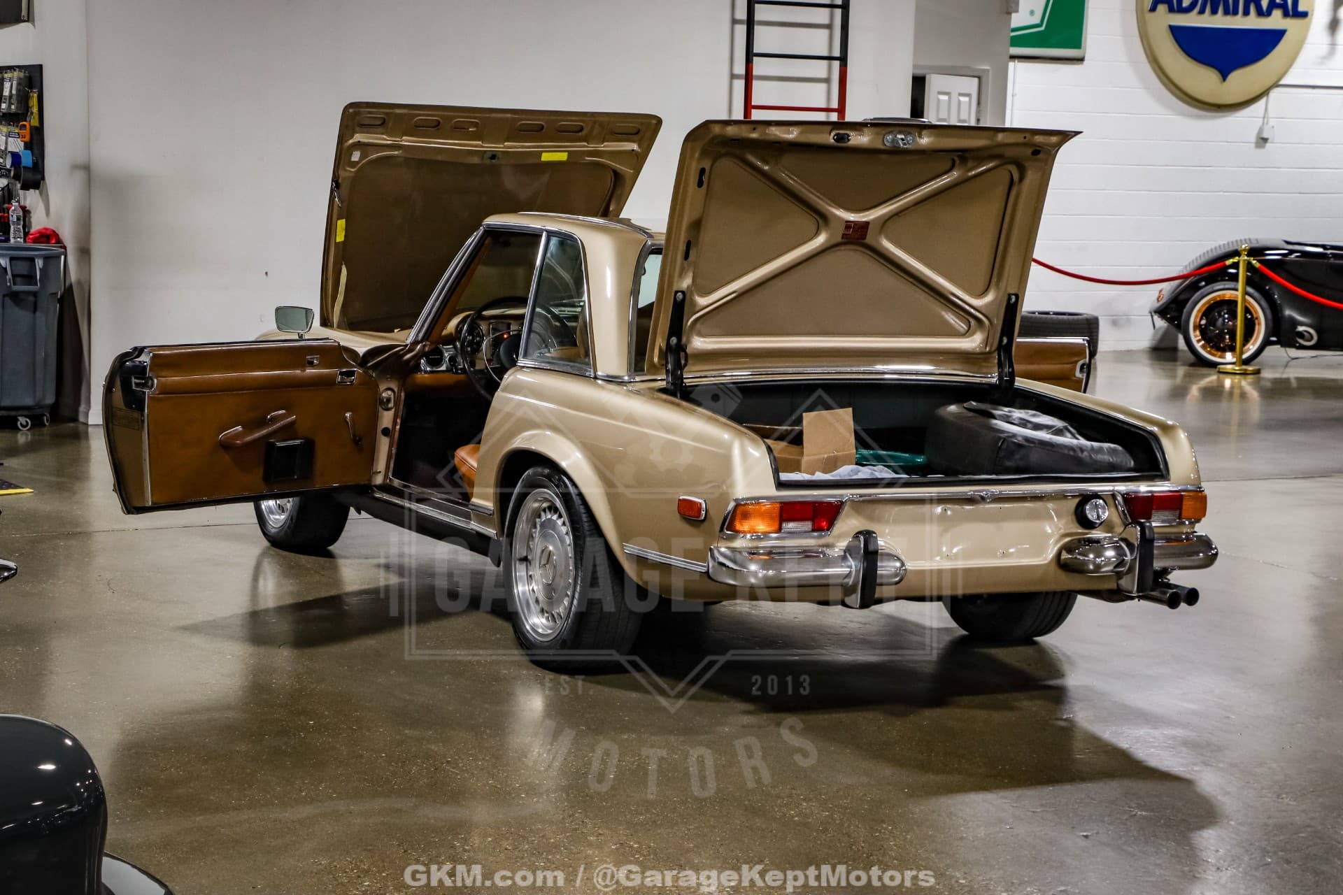 1970 Mercedes 280SL thumbnail 12