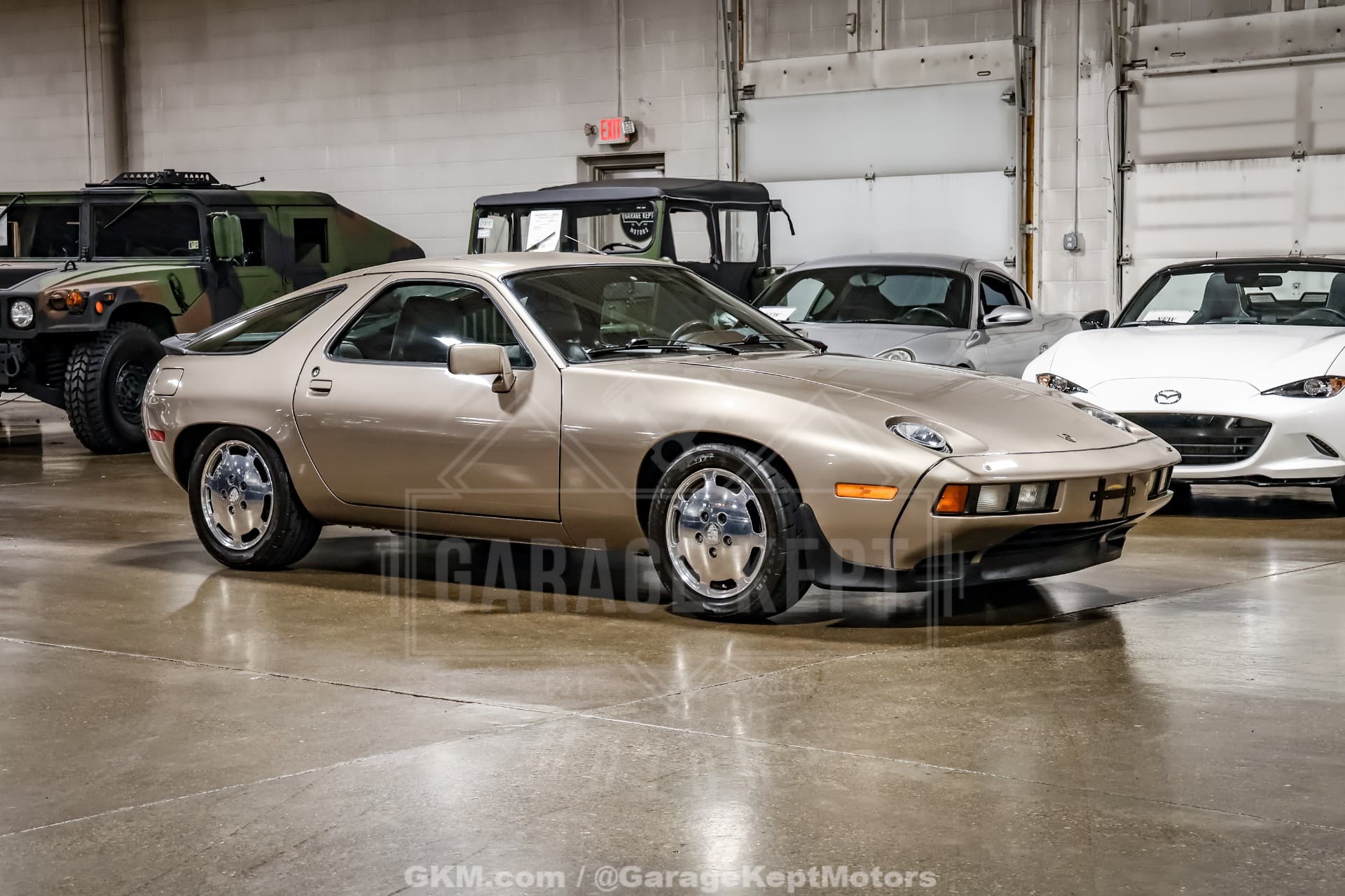 1983 Porsche 928 S — photo 1