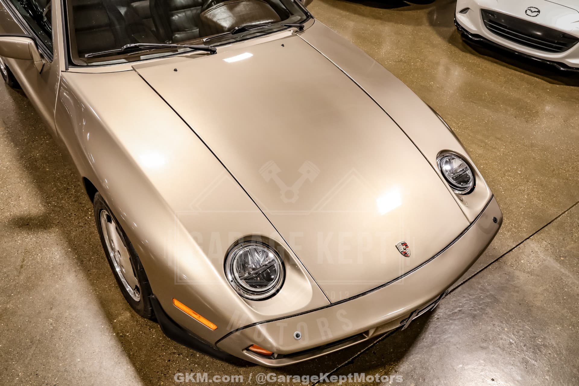 1983 Porsche 928 S thumbnail 3