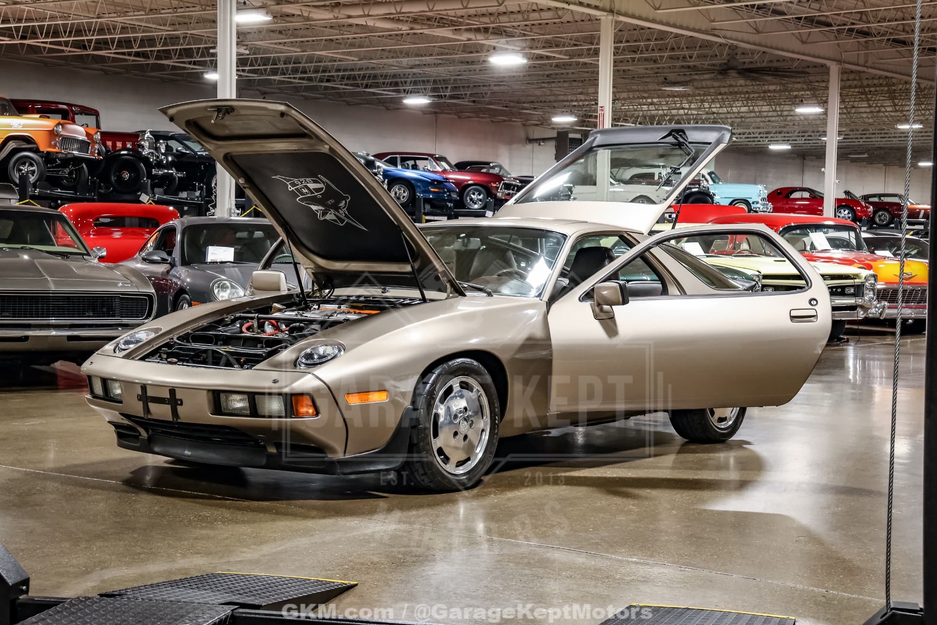 1983 Porsche 928 S thumbnail 10