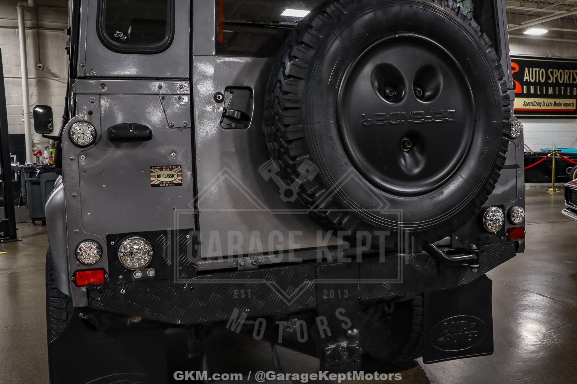 1994 Land Rover Defender 110 thumbnail 7