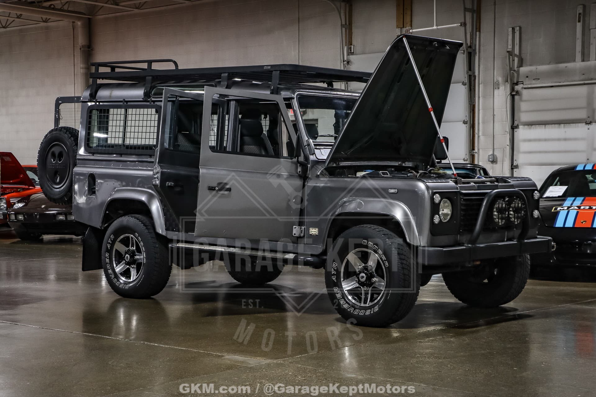 1994 Land Rover Defender 110 thumbnail 10