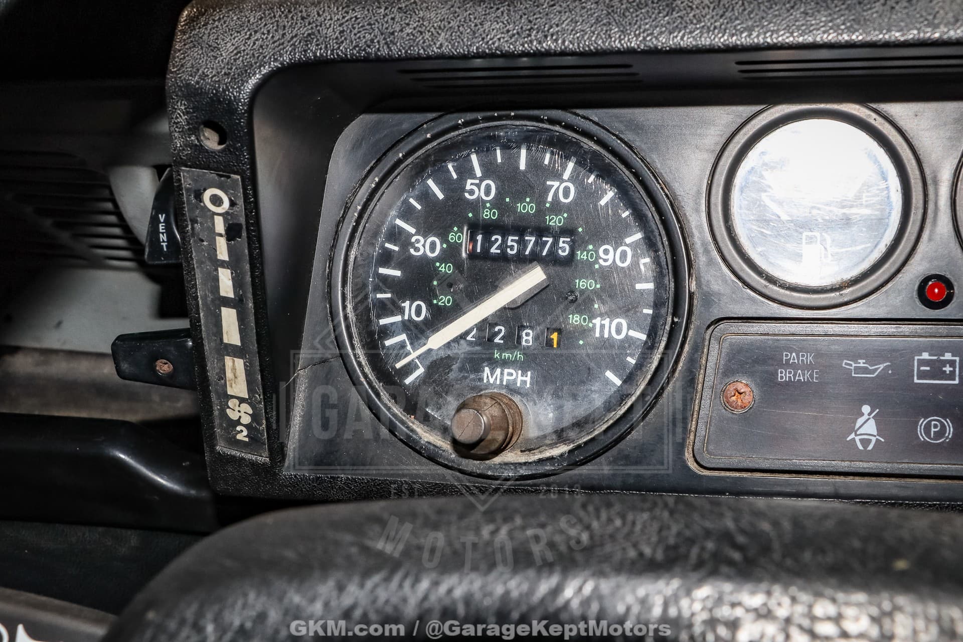 1998 Land Rover Defender 130 thumbnail 21