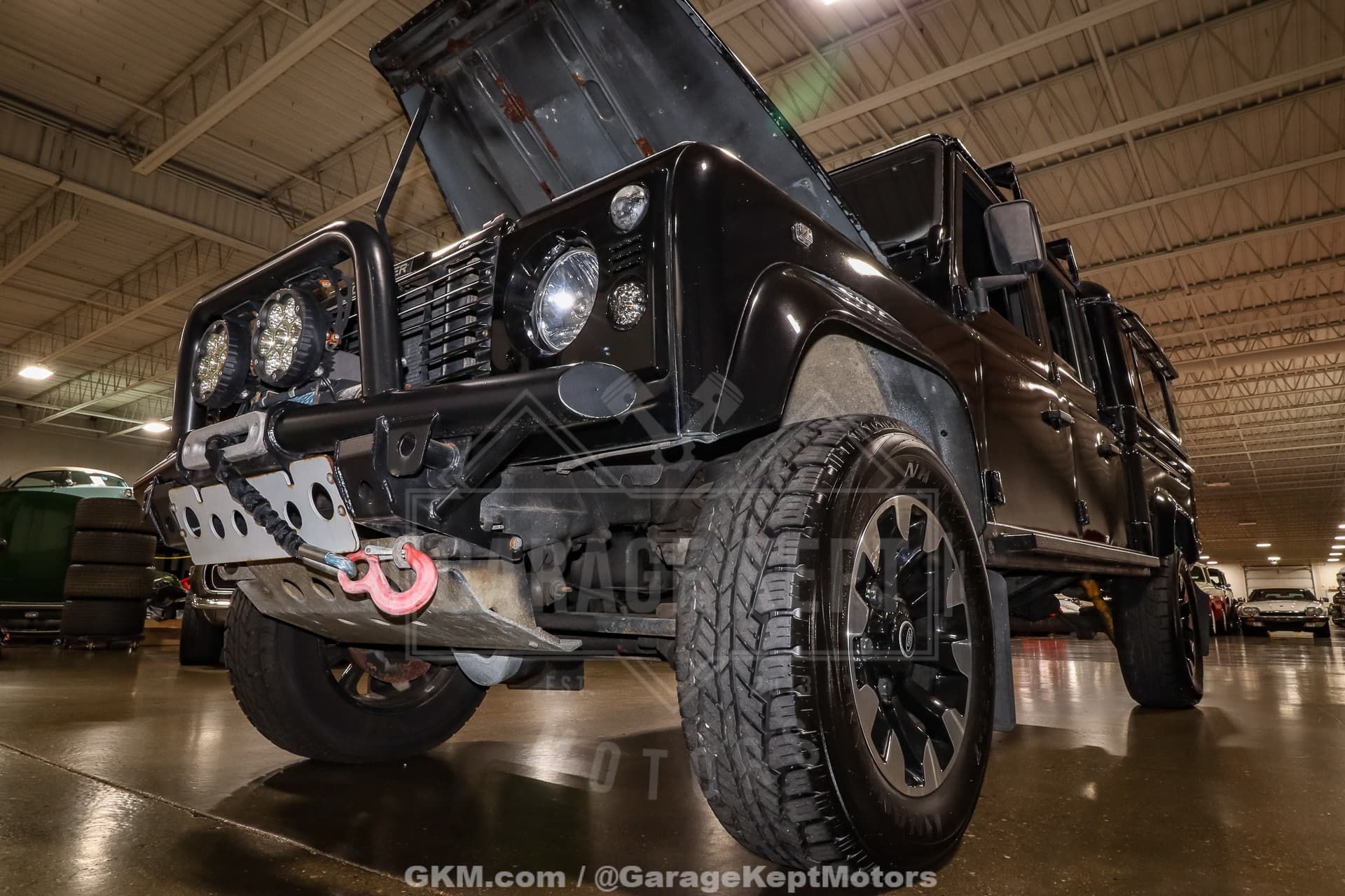 1998 Land Rover Defender 130 thumbnail 25