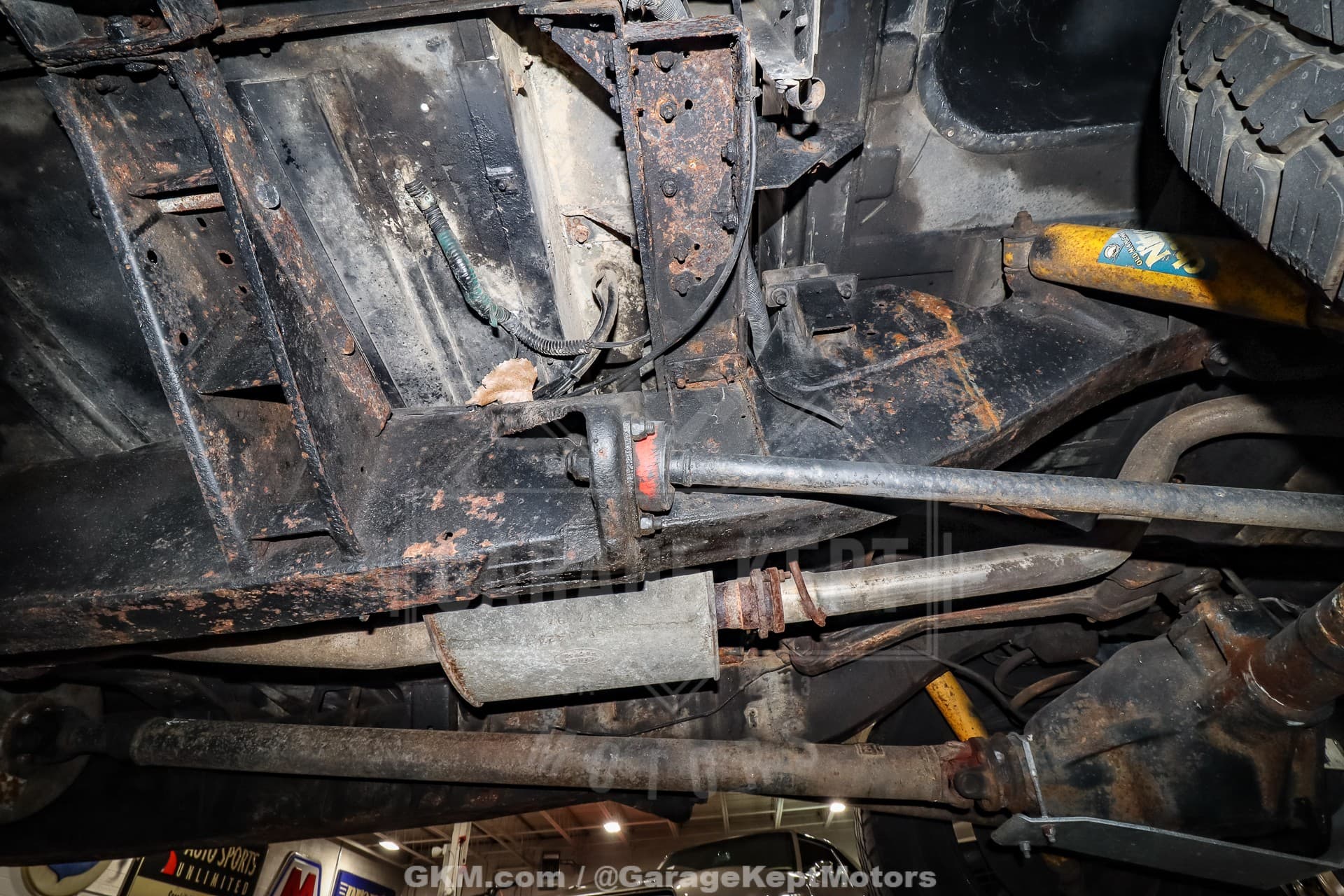 1998 Land Rover Defender 130 thumbnail 29
