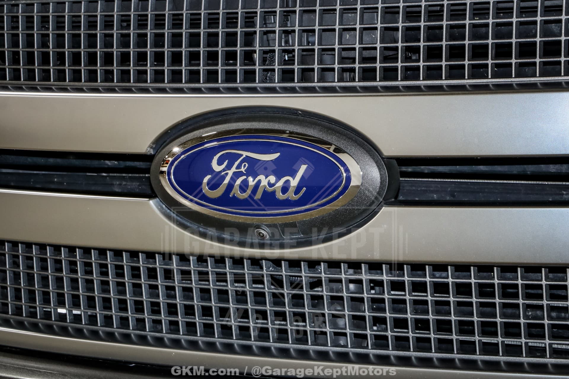 2019 Ford F-150 Platinum thumbnail 4