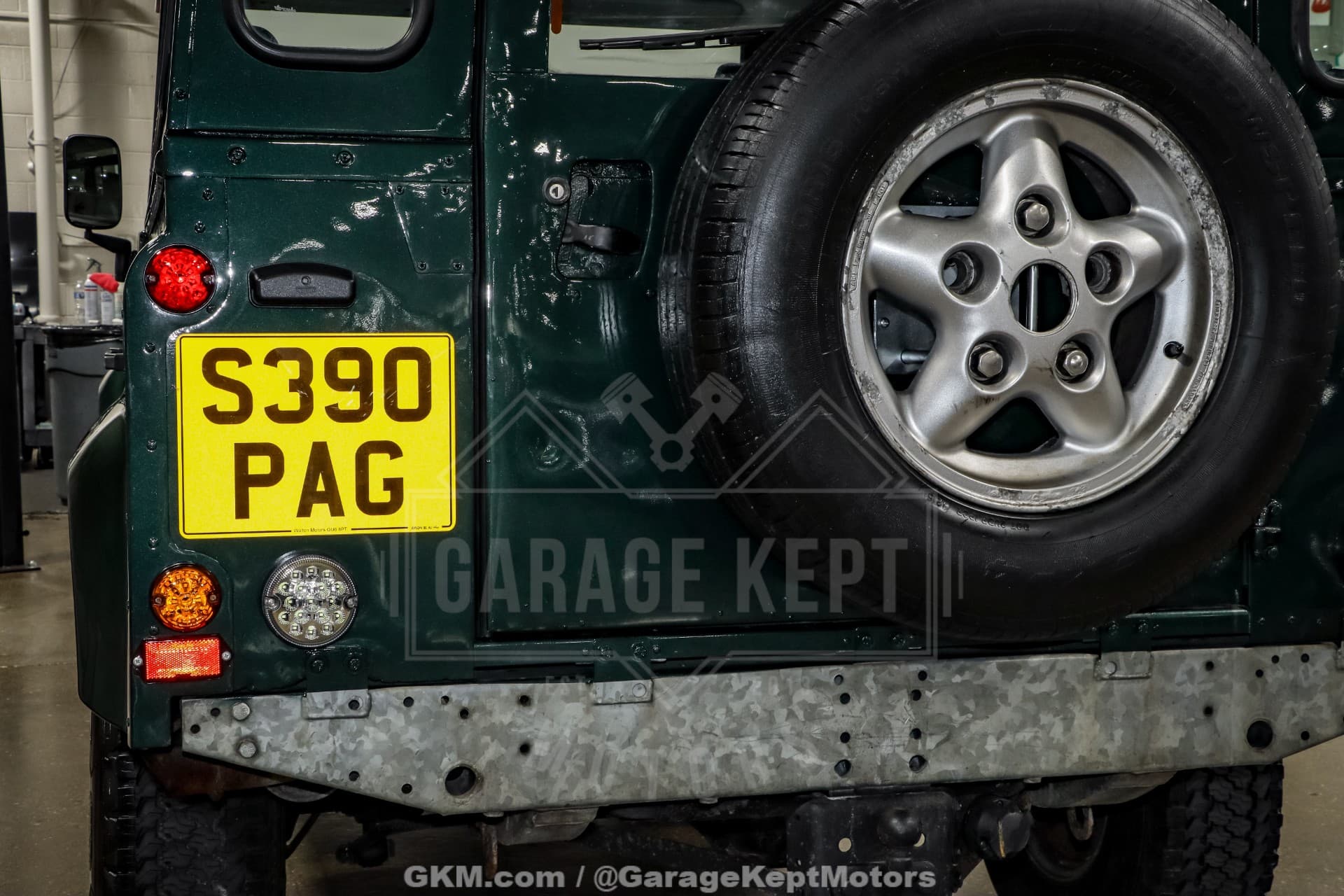 1998 Land Rover Defender 110 thumbnail 7