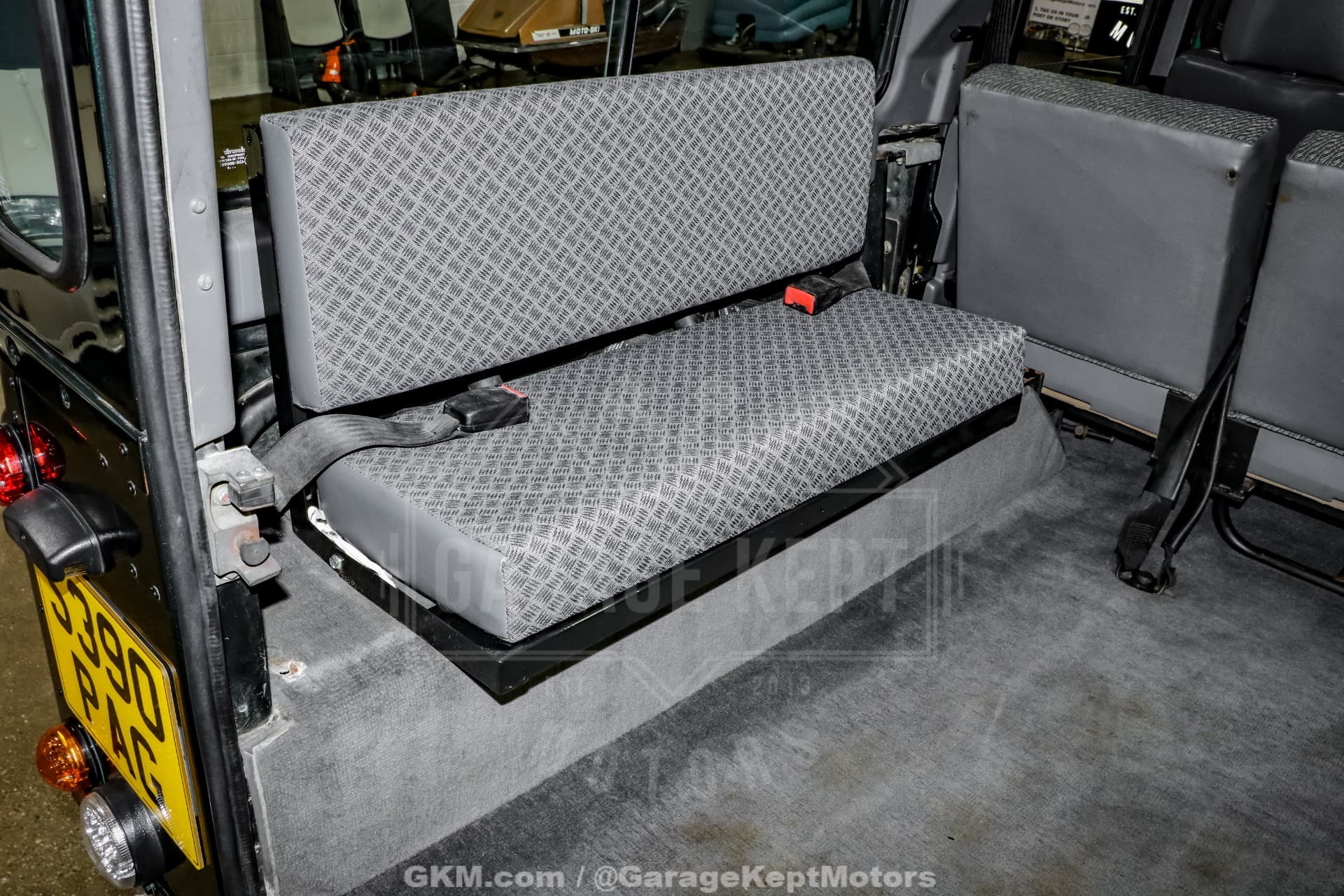 1998 Land Rover Defender 110 thumbnail 15