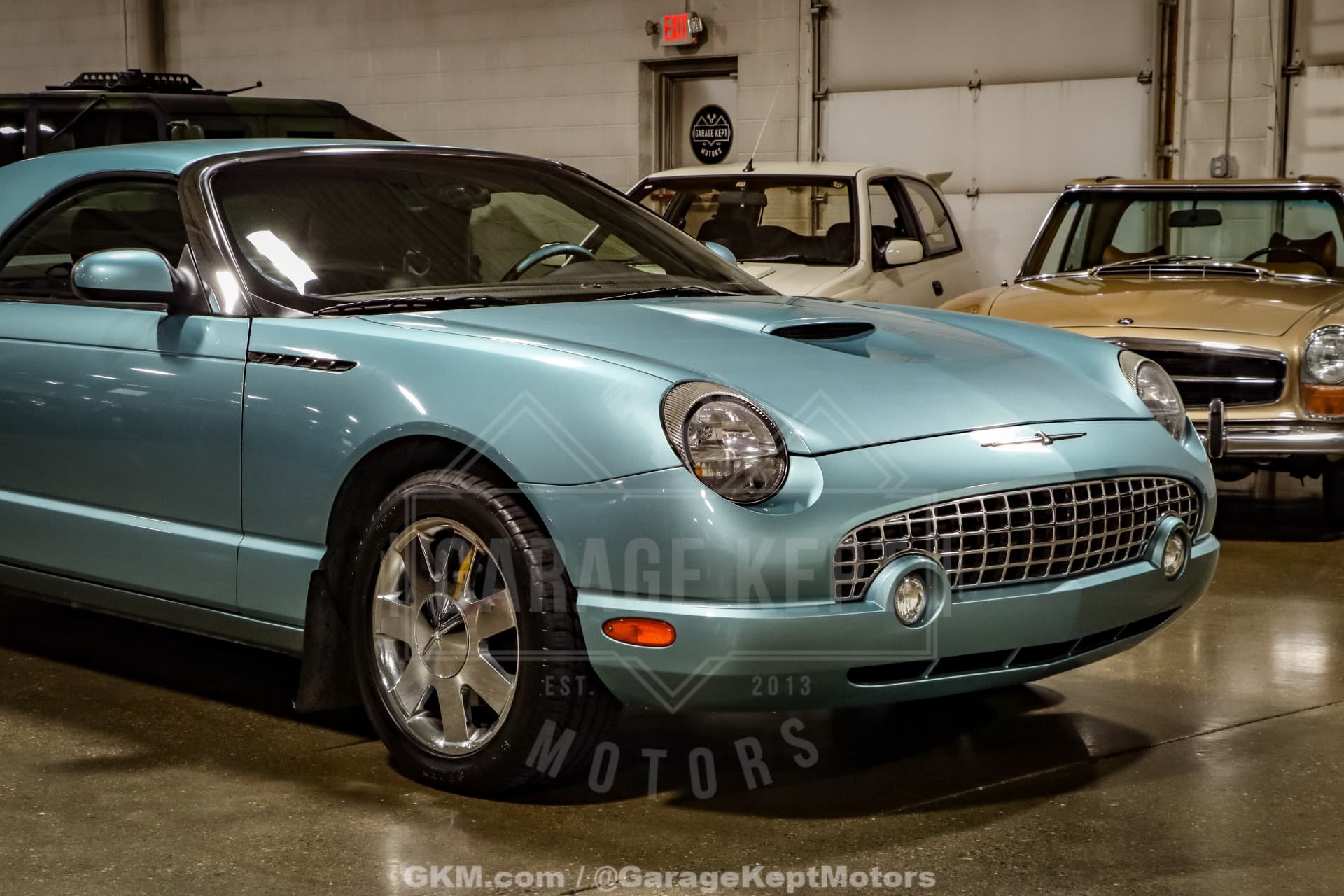 2002 Ford Thunderbird Deluxe thumbnail 3