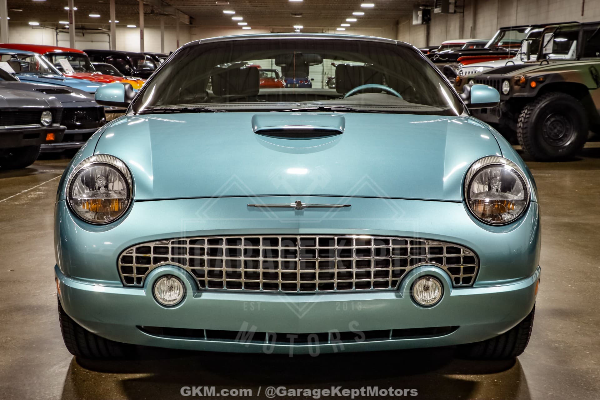 2002 Ford Thunderbird Deluxe thumbnail 4