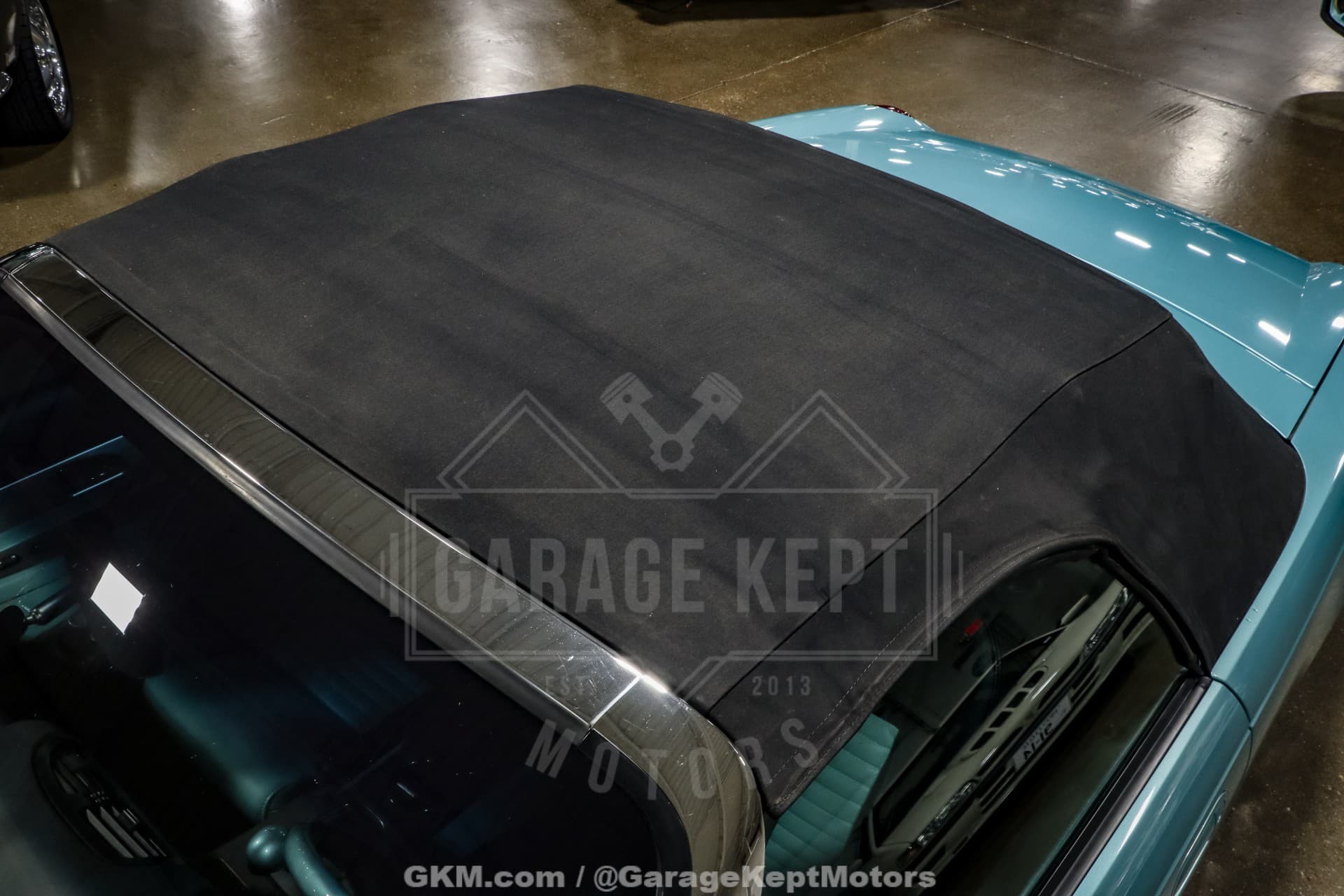 2002 Ford Thunderbird Deluxe thumbnail 11