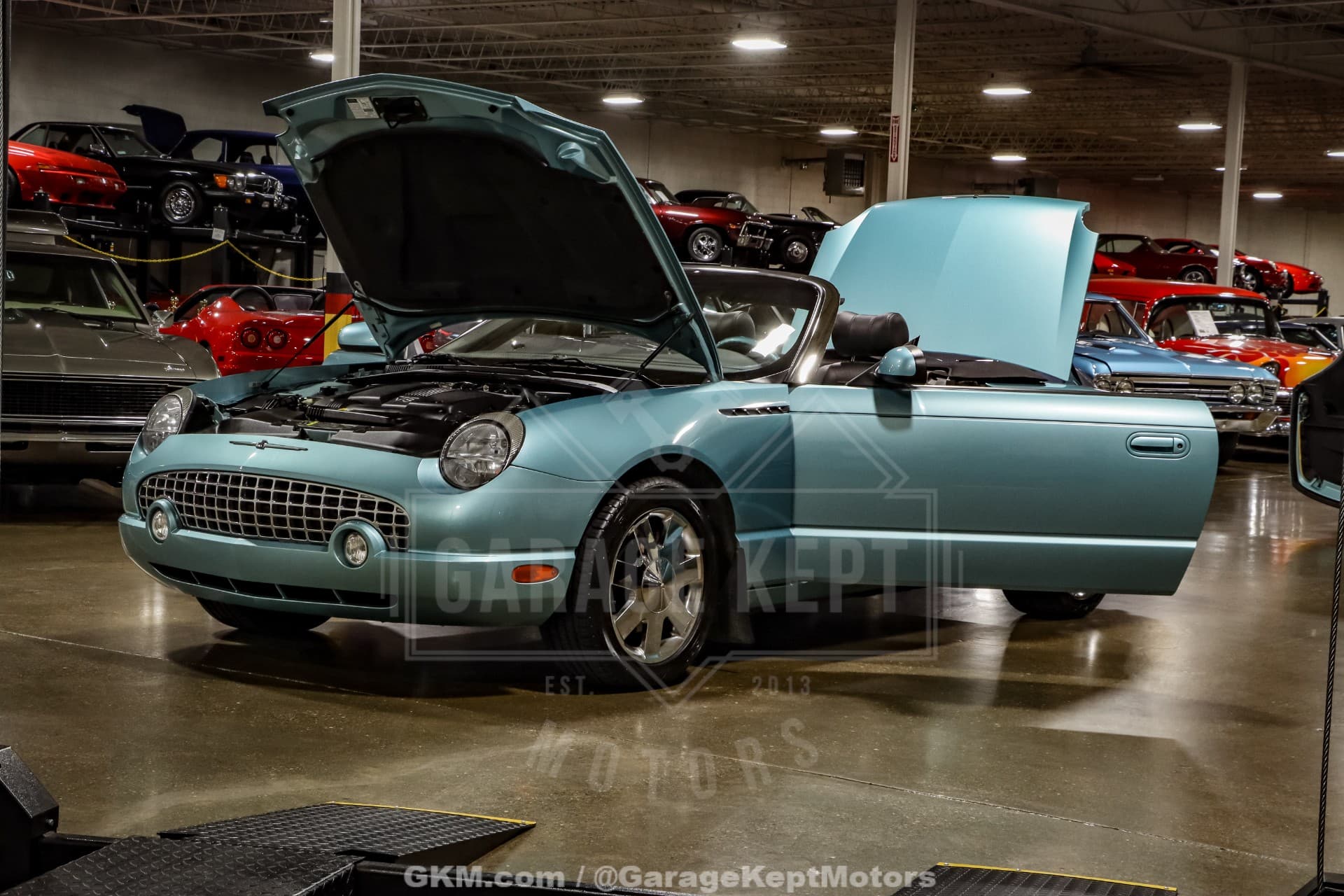 2002 Ford Thunderbird Deluxe thumbnail 13